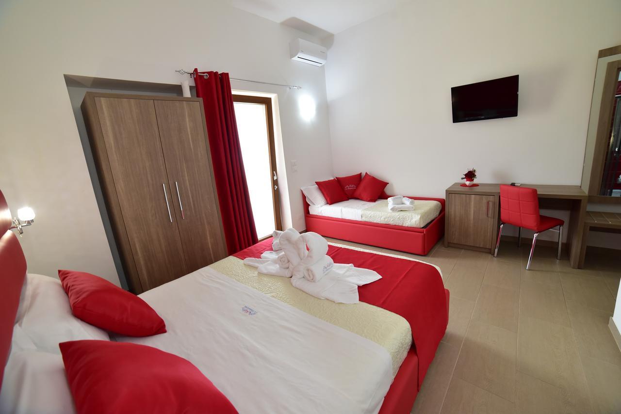 פורטו צ'זראו La Palazzina Bed & Breakfast מראה חיצוני תמונה