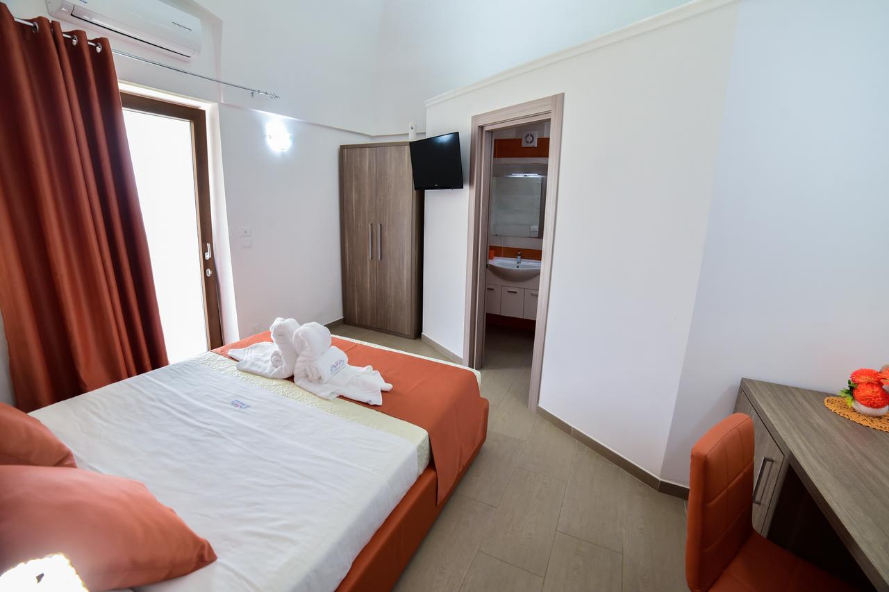 פורטו צ'זראו La Palazzina Bed & Breakfast מראה חיצוני תמונה